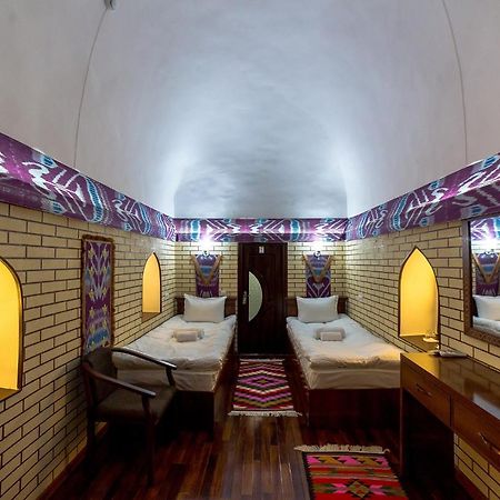 Feruzkhan Hotel - Madrassah Mohammed Rakhim Khan 1871 Хива Екстериор снимка