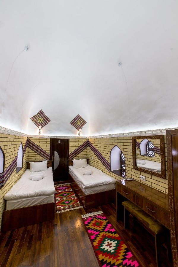 Feruzkhan Hotel - Madrassah Mohammed Rakhim Khan 1871 Хива Екстериор снимка