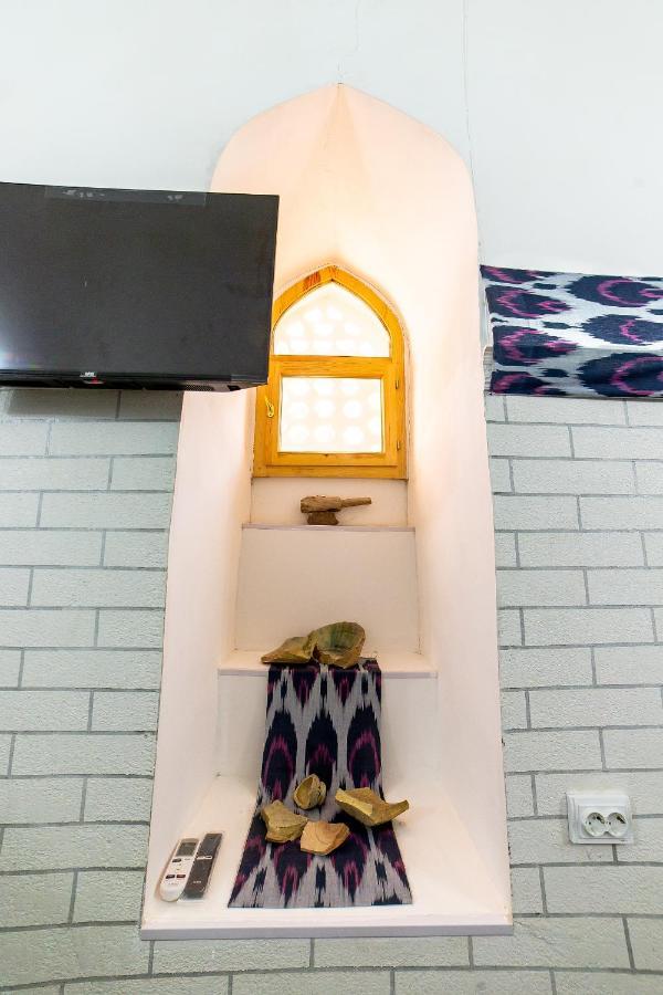 Feruzkhan Hotel - Madrassah Mohammed Rakhim Khan 1871 Хива Екстериор снимка